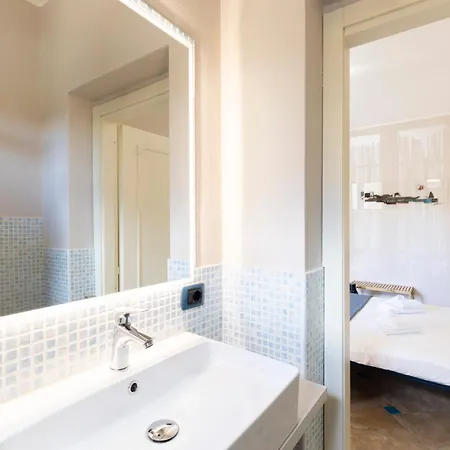 Giaco's בית הארחה