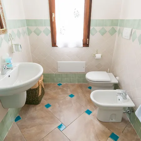 בית הארחה Giaco's 3*