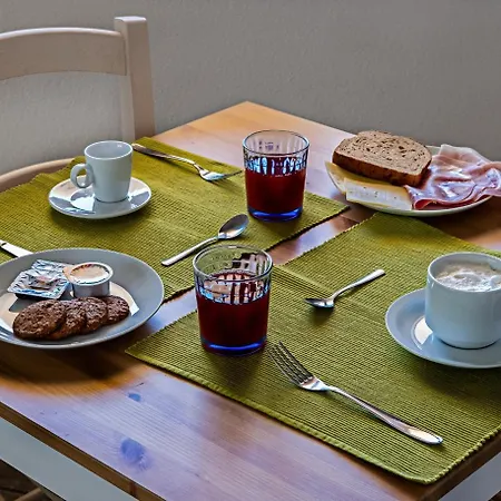 Giaco's Πανσιόν 3*